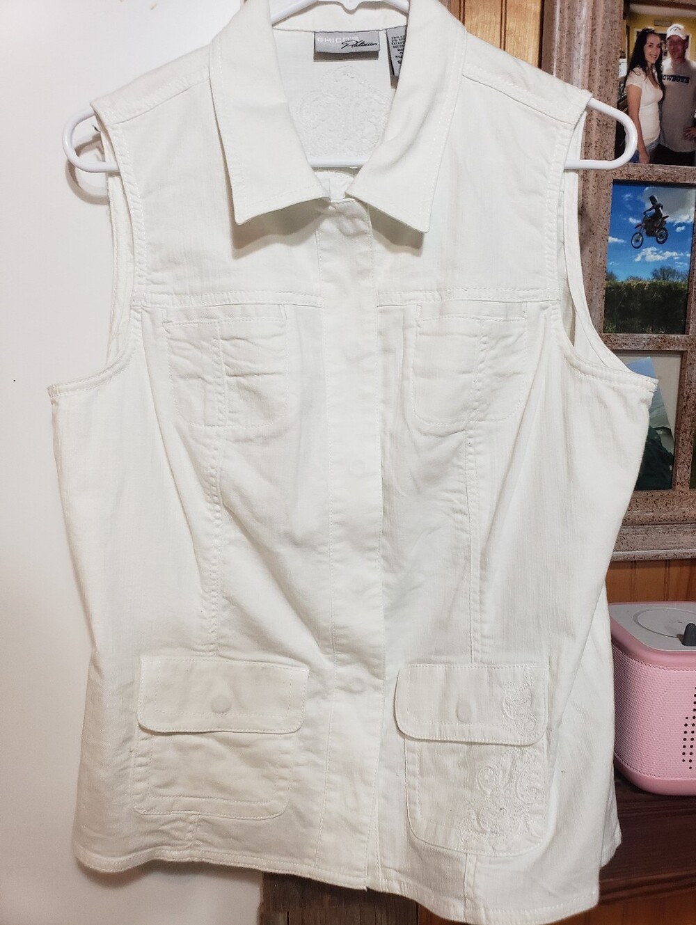 Chico's Platinum White Jean Vest Size 2 Or Women 12 Pockets Embroidery